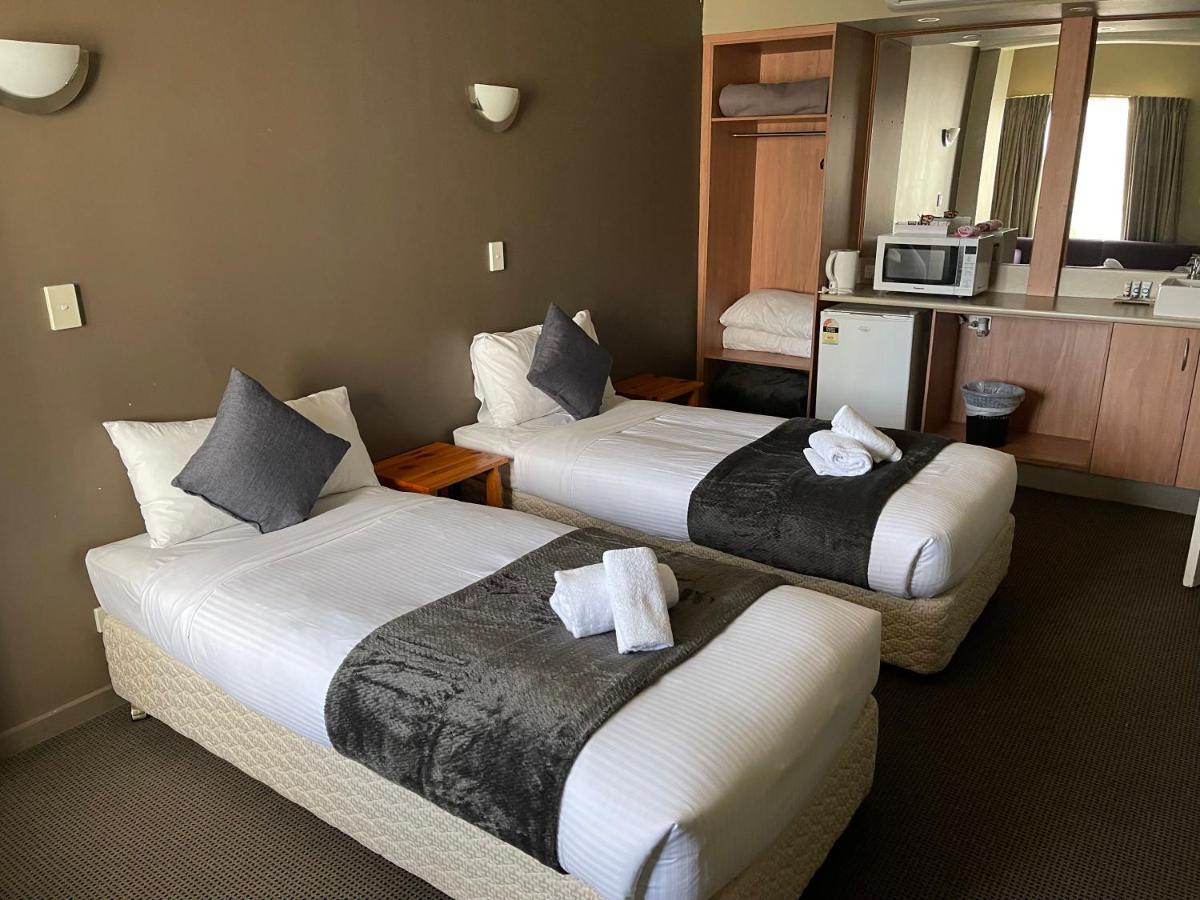 The Astor Hotel Motel Goulburn Luaran gambar